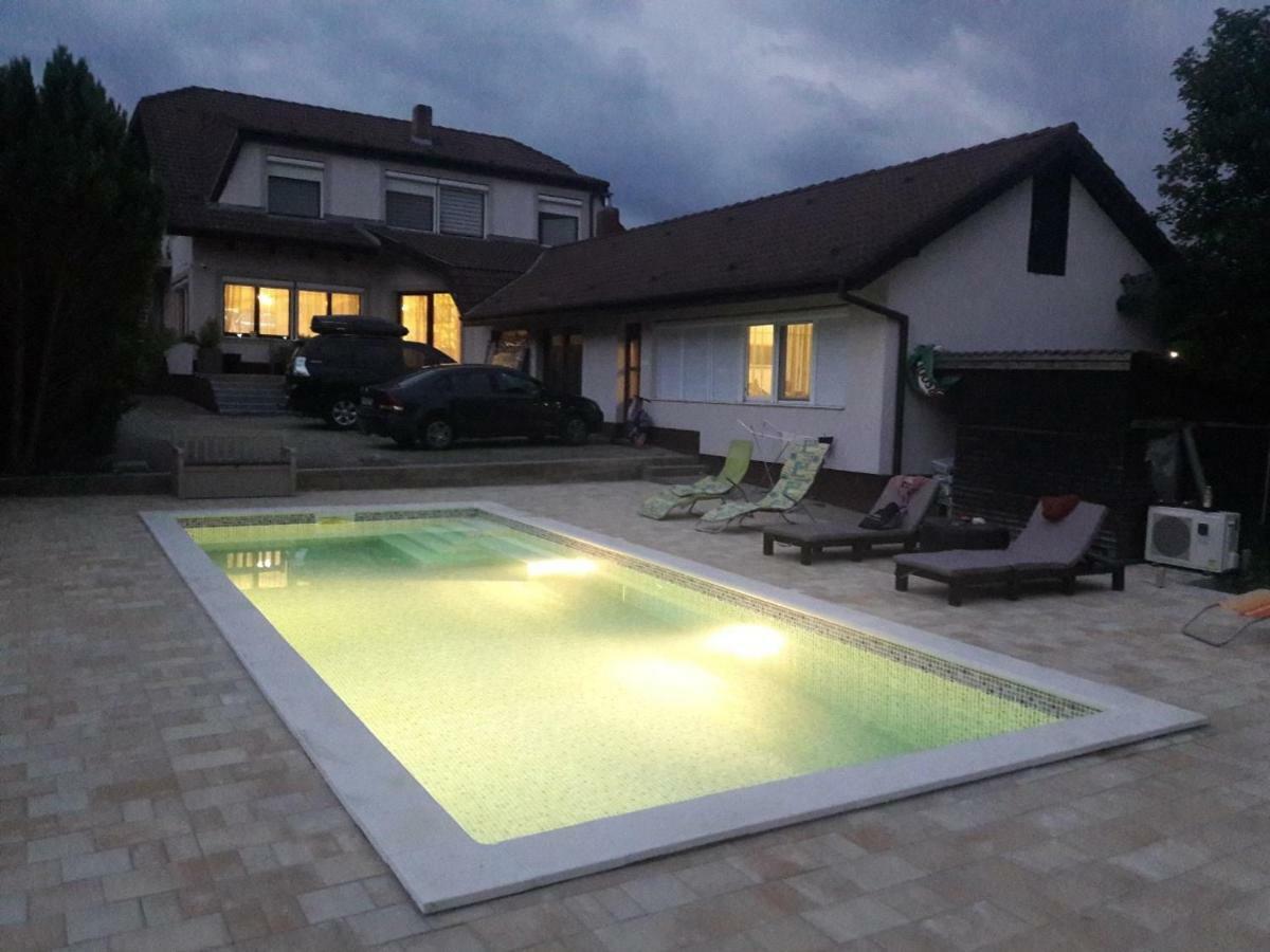 Respect Apartament Hévíz Exteriér fotografie